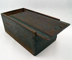 Early American Antique Painted Candle Box For Sale: Large Country Primitive Antique Green Reeded Lid Unusual Pennsylvania Dutch 19th Century Early American Antique Painted Candle Box For Sale: Large Country Primitive Antique Green Reeded Lid Unusual Pennsylvania Dutch 19th Century