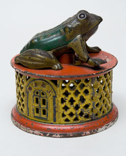 J & E Stevens Frog on Round Base Lattice Antique Cast Iron Mechanical Bank J & E Stevens Frog on Round Base Lattice Antique Cast Iron Mechanical Bank