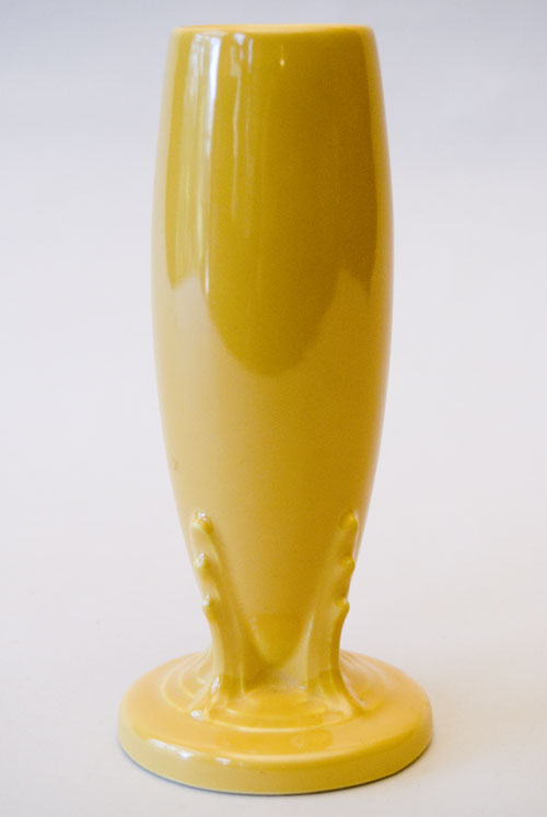 Vintage Fiestaware original yellow Bud Vase For Sale